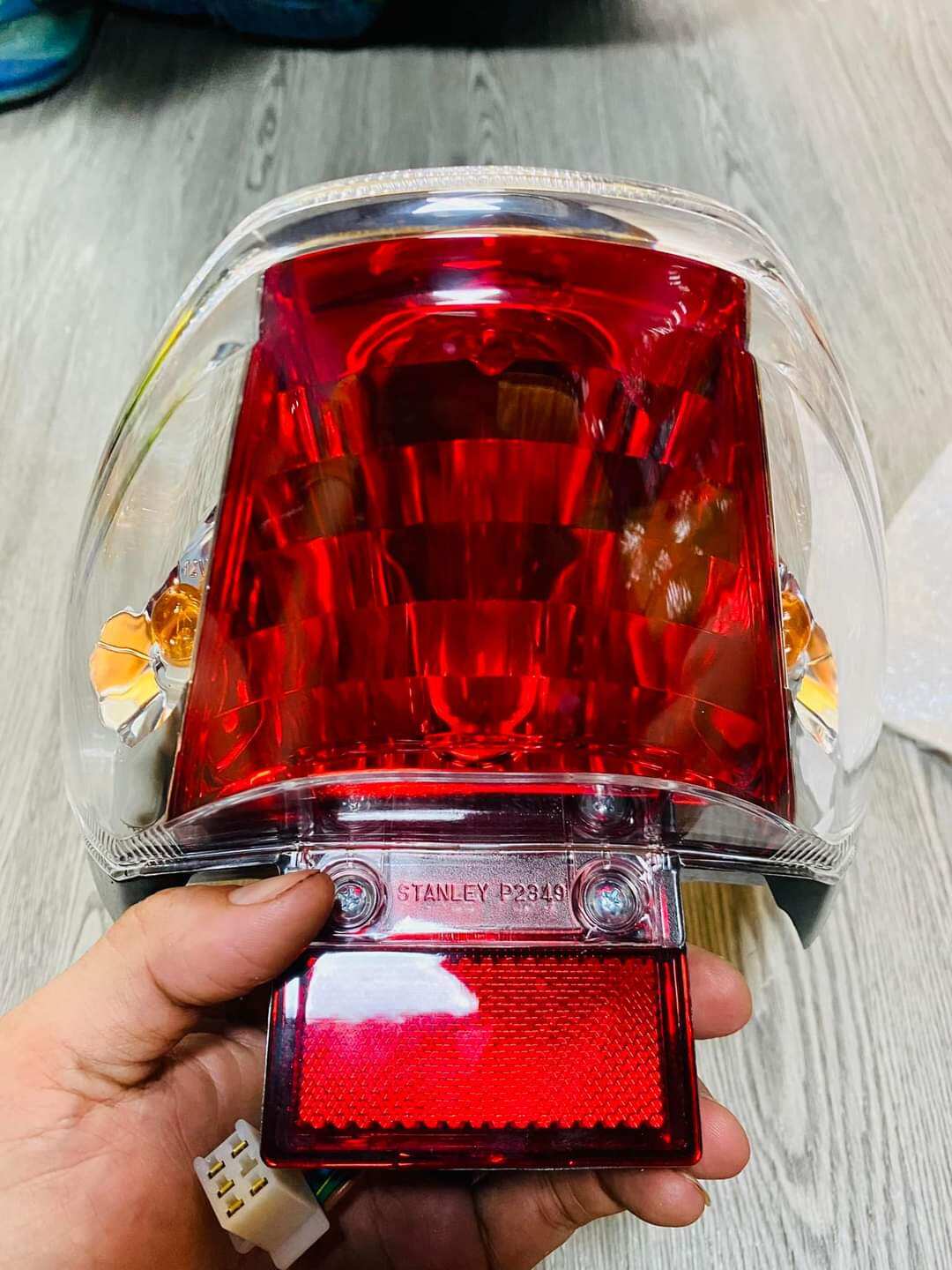 Đèn hậu Wave 125 úp cho Future 125 style Thái Lan