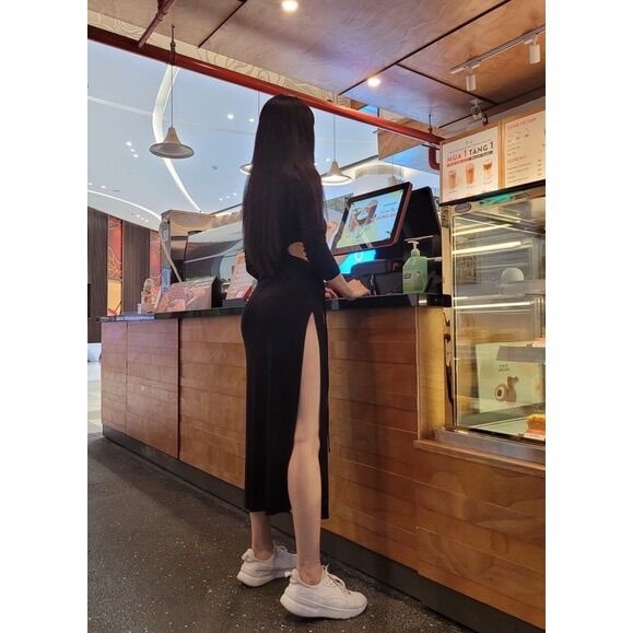ĐẦM BODY TAY DÀI KHOÉT EO XẺ TÀ