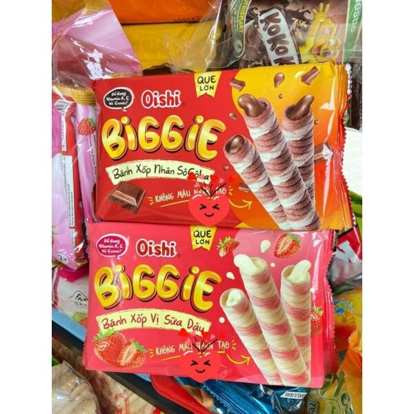 1 thùng = 20 bịch bánh xốp vị dâu/sôcola oishi biggie 45g