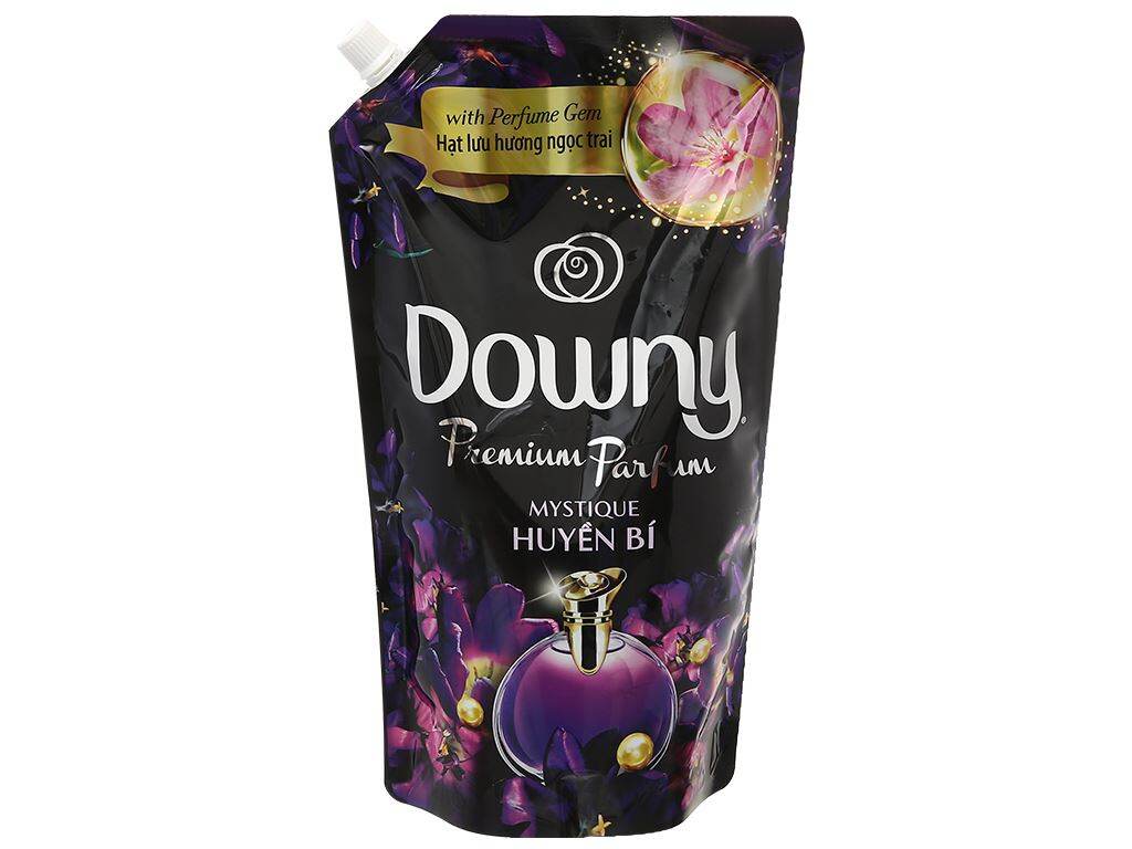 [HCM]Nước xả vải Downy đậm đặc 1.35 lit - Đen huyền bí