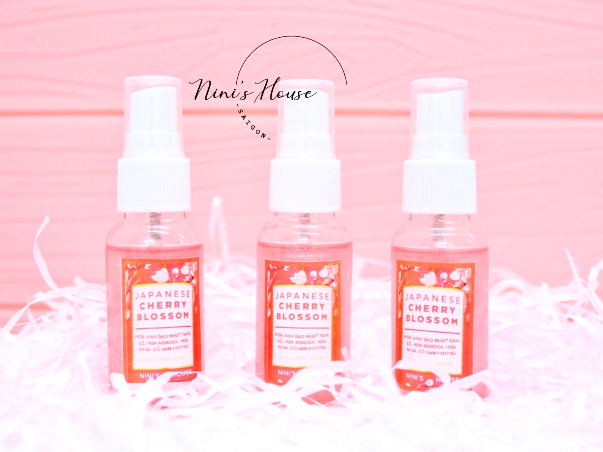 [HCM][SAMPLE 30ml] Xịt thơm body mist có nhũ Bath and Body Works mùi JAPANESE CHERRY BLOSSOM
