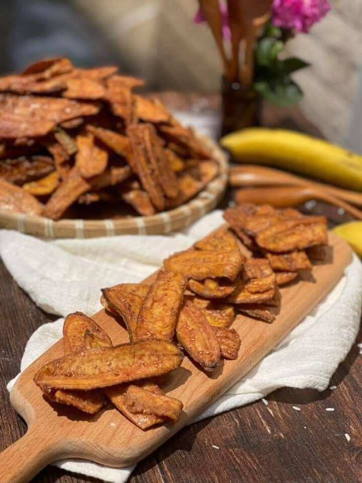 Chuối sấy mè gừng loại ngon 500g