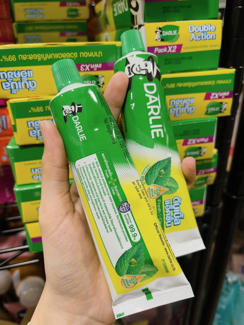 Hộp 2 Kem Đánh Răng Darlie Thái Lan