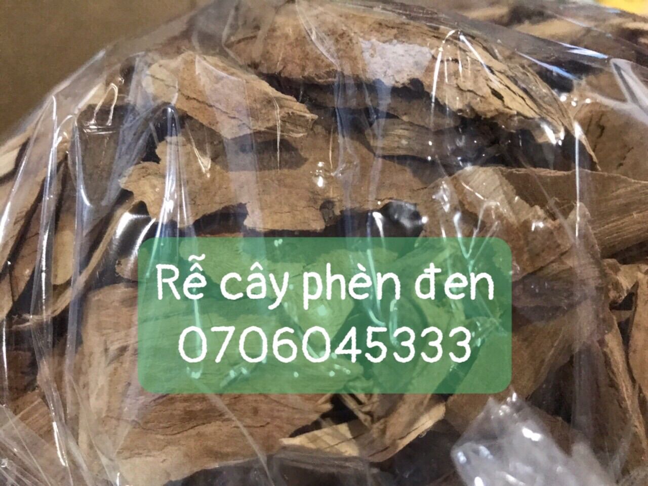 Rễ cây phèn đen phơi khô 1 ký (sản phẩm chỉ toàn rễ), shop đăng kèm lá cho khách dễ nhìn ạ