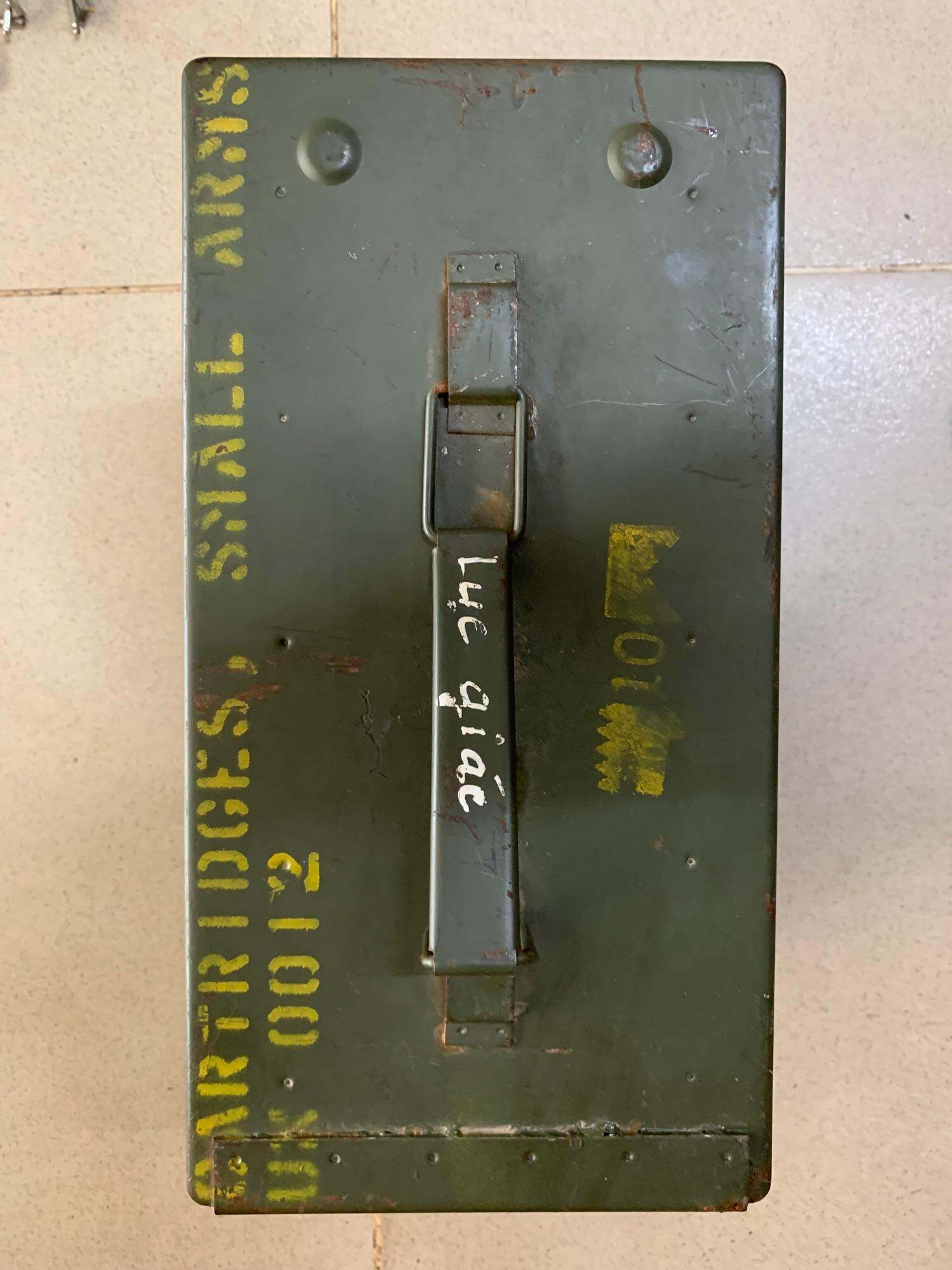 Thùng đồ nghề 7 lít / thùng đại liên Mĩ mới 95% [Số lượng có hạn]