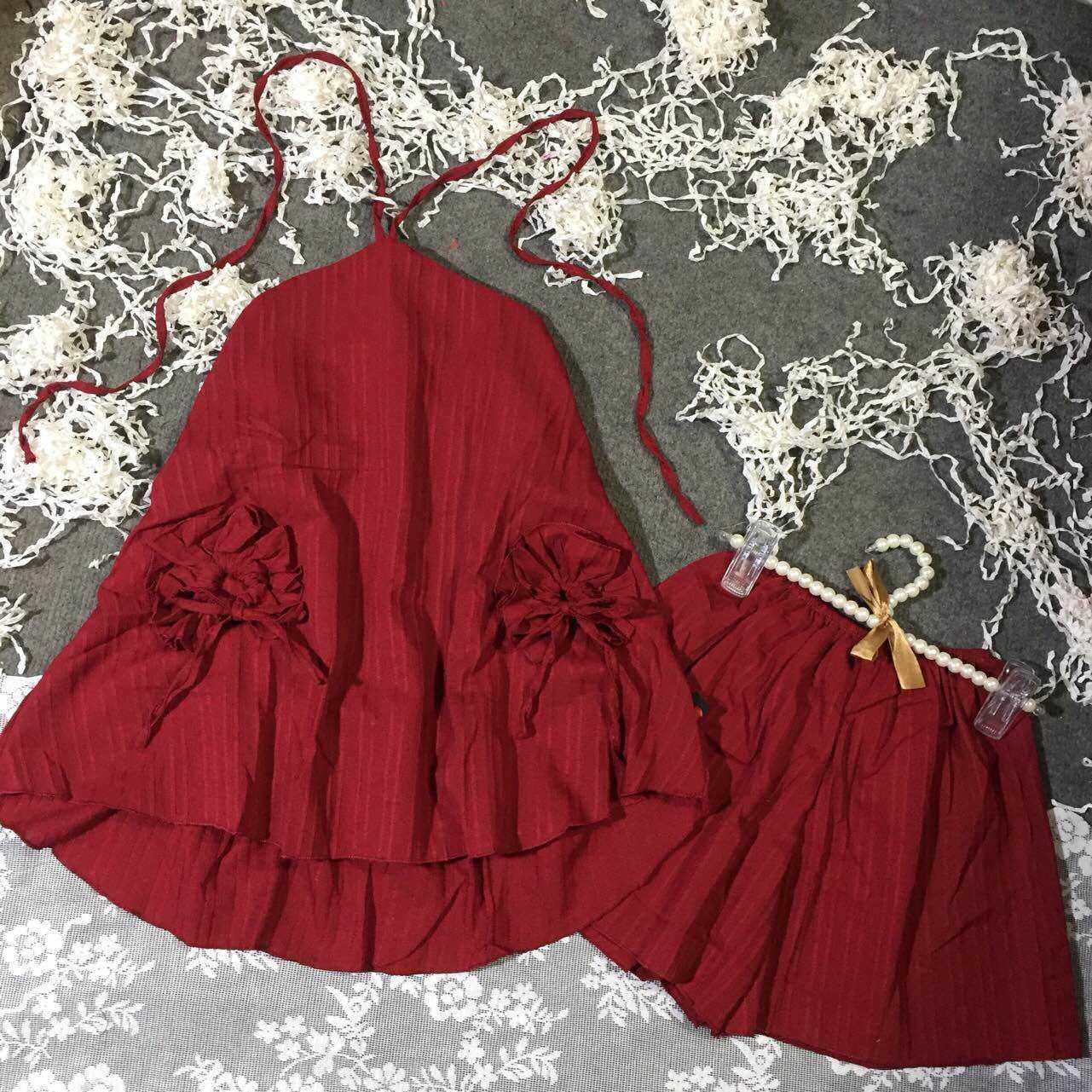 Đồ bộ yếm mặc nhà vải đũi xốp gân size dưới 55kg