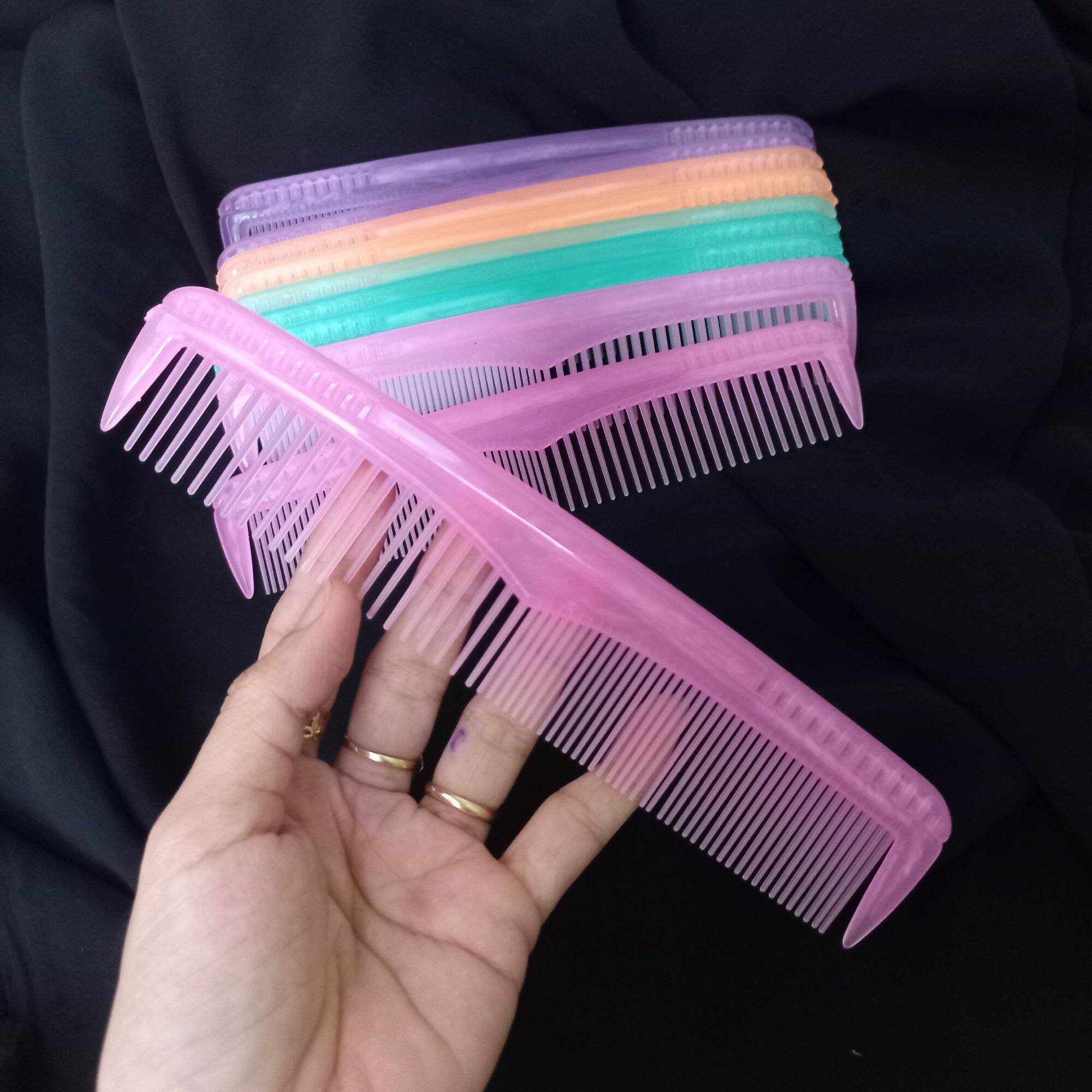 Sỉ 10 lược chải tóc cán màu trong 19cm