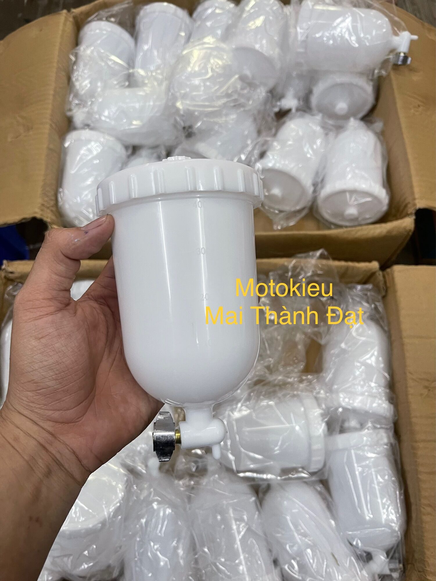 Cốc Đựng Sơn Dành Cho Súng Phun Sơn , phụ kiện thay thế ( Sơn Oto Xe Máy )