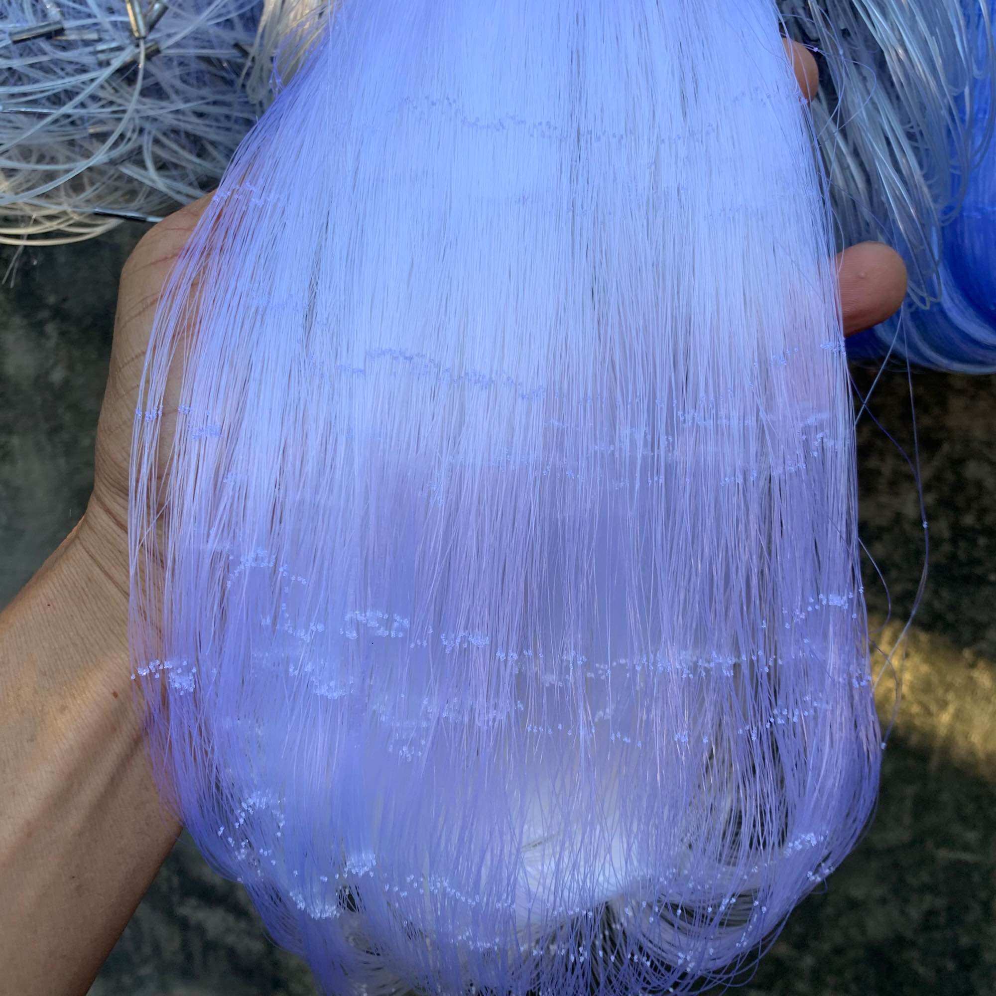 Lưới 3 màng cao 2m và 3m, dài 80m .! cở lưới 4p5 ( then 2,25cm), 5phân ( then 2,5cm), 6phân (then 3cm), 7phân (then 3,5cm), 8phân ( then 4cm), 10phân (then 5cm), 12phân (then 6cm).! Anh chị nhớ áp mã miễn phí vận chuyển trước khi đặt hàng nhé.!