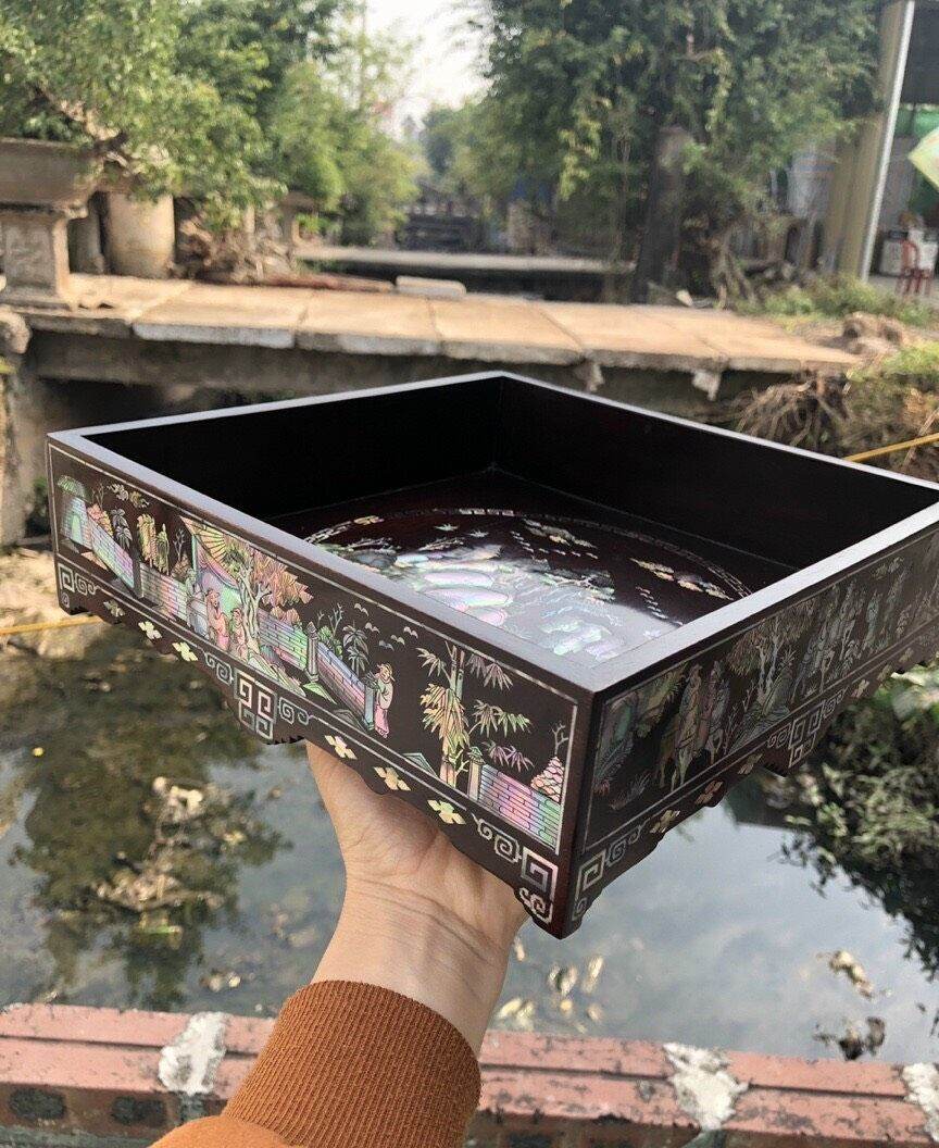 Khay trà gỗ gụ khảm ốc đẹp và kỹ vuông 24cm