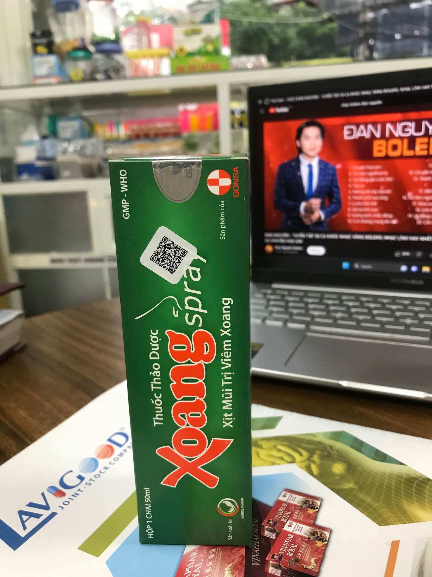 Xịt mũi xoang