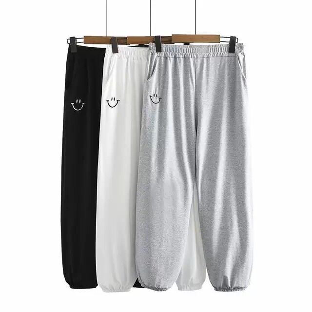 Quần bom mặt cười đáng yêu hothit