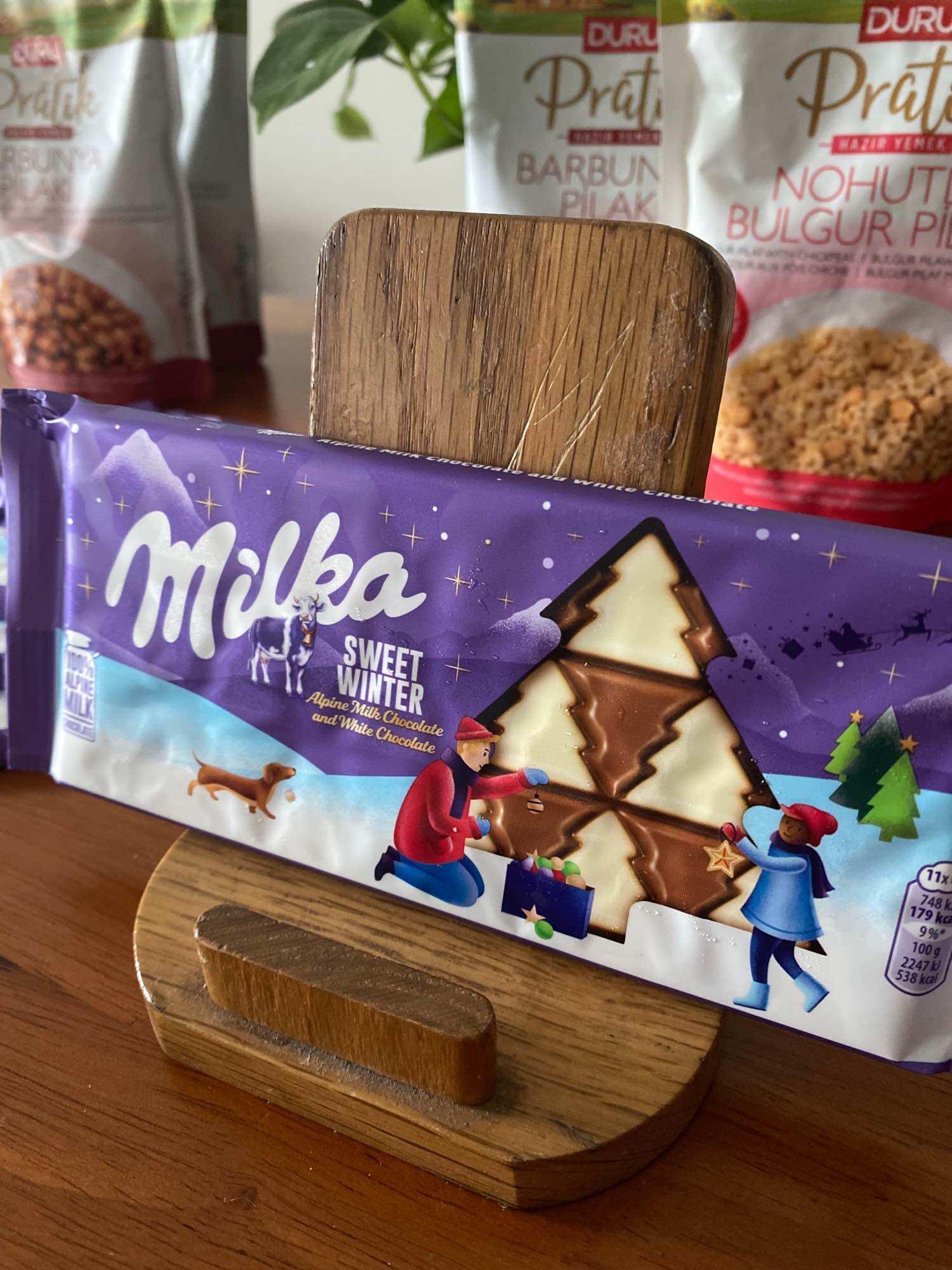 Socola Milka Sweet Winter Nội Địa Đức 100 g