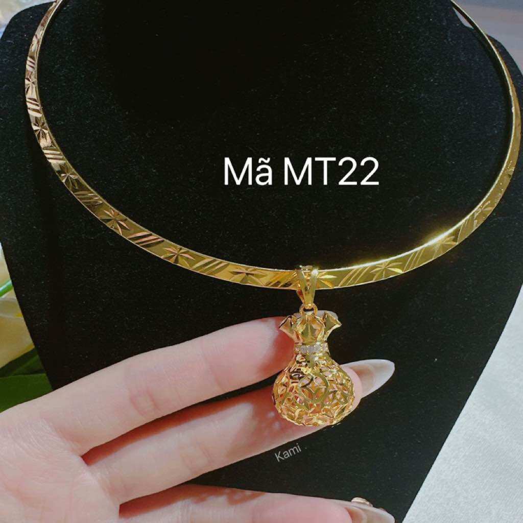 Kiềng cổ cứng kèm mặt mạ vàng Kami
