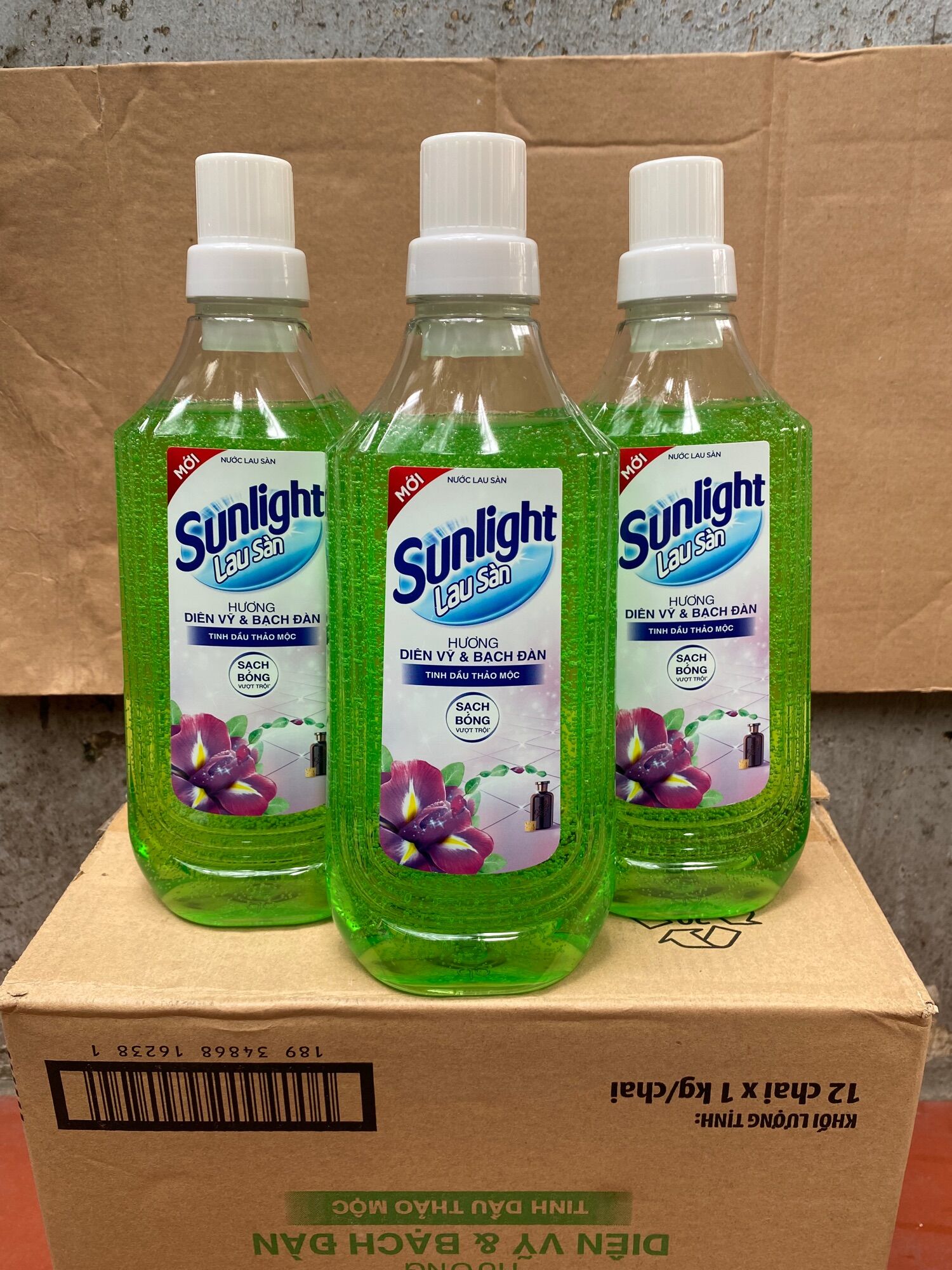 Nước lau sàn Sunlight Hương Diên Vỹ 1kg