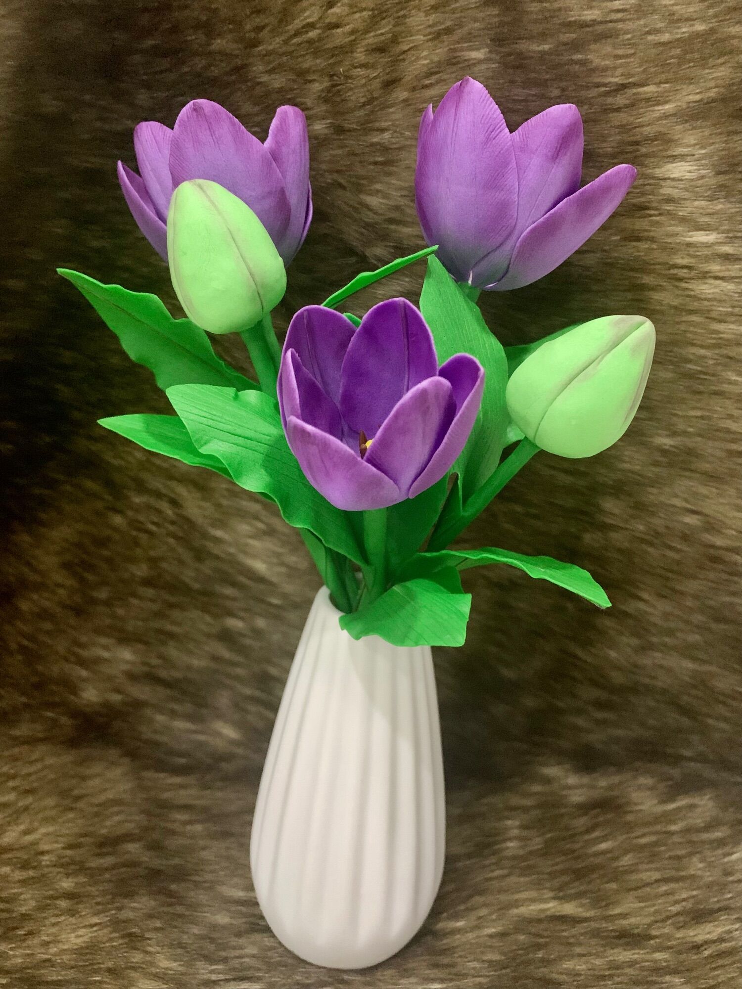 Bình hoa tulip bằng đất sét size trung