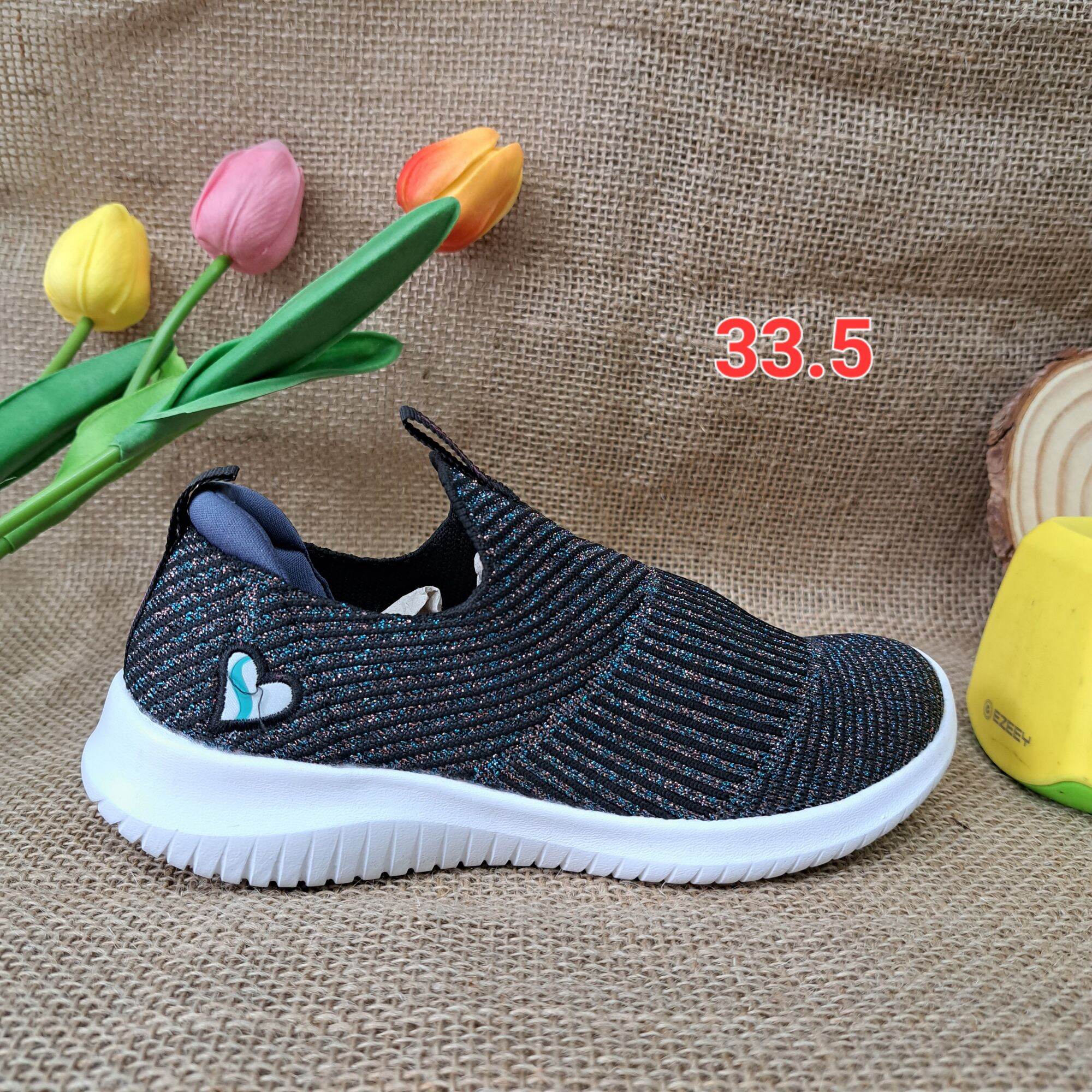 Giày lười trẻ em Skechers bé gái Sale