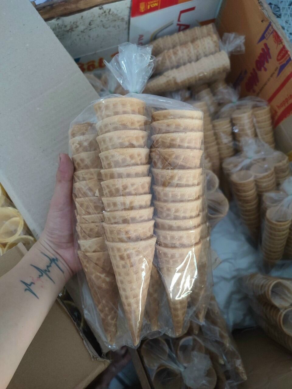 Vỏ đựng kem combo 100c