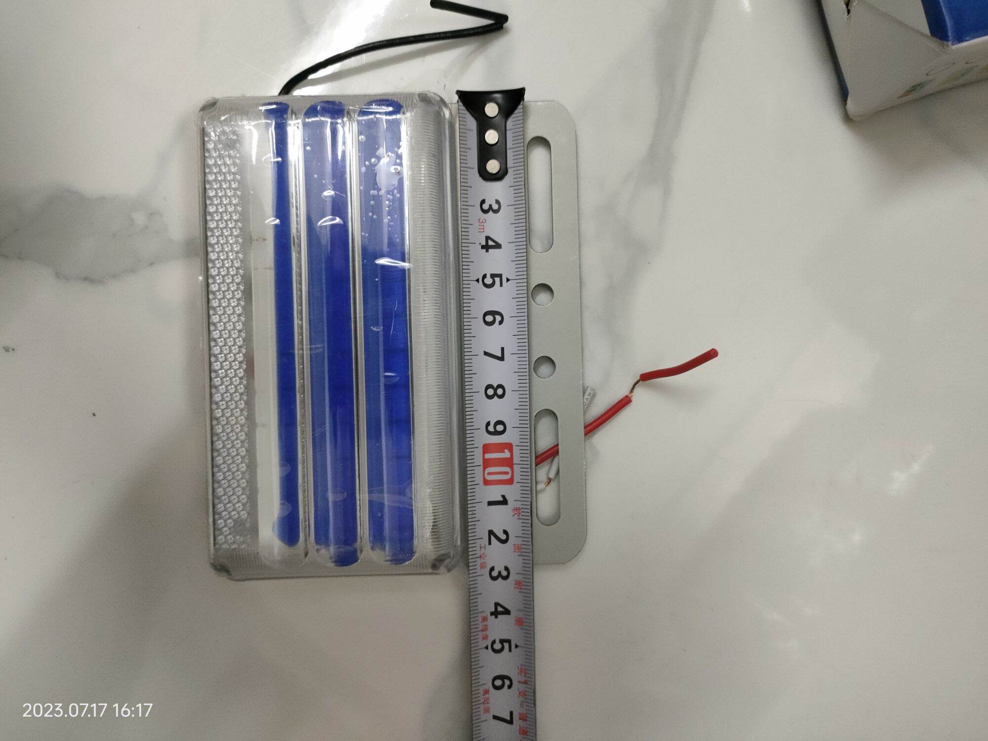 Đèn sườn RunLai 5002 , giá 1 cặp ( 2 cái ) 80K