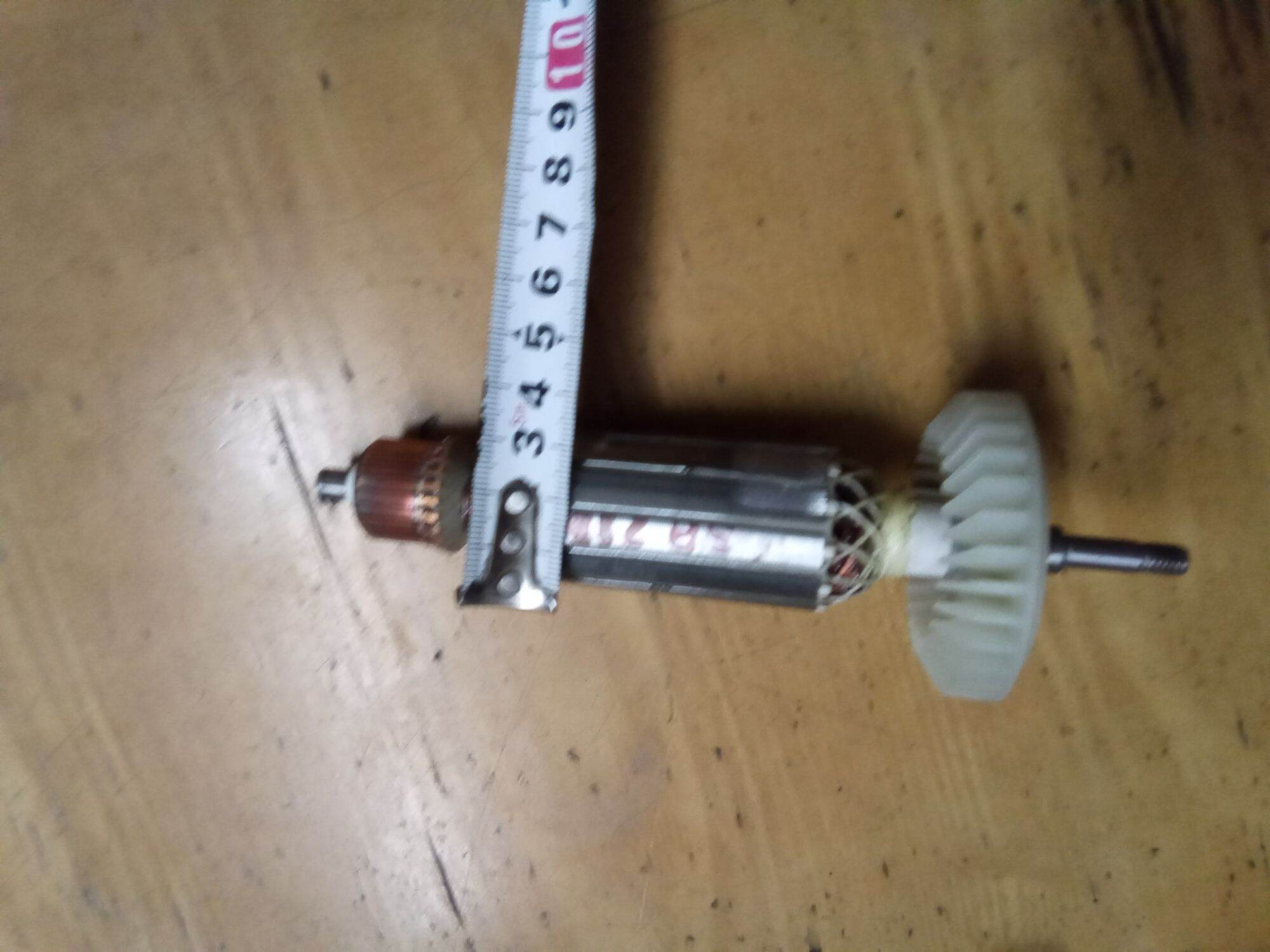 Rô to máy mài 9556 Makita