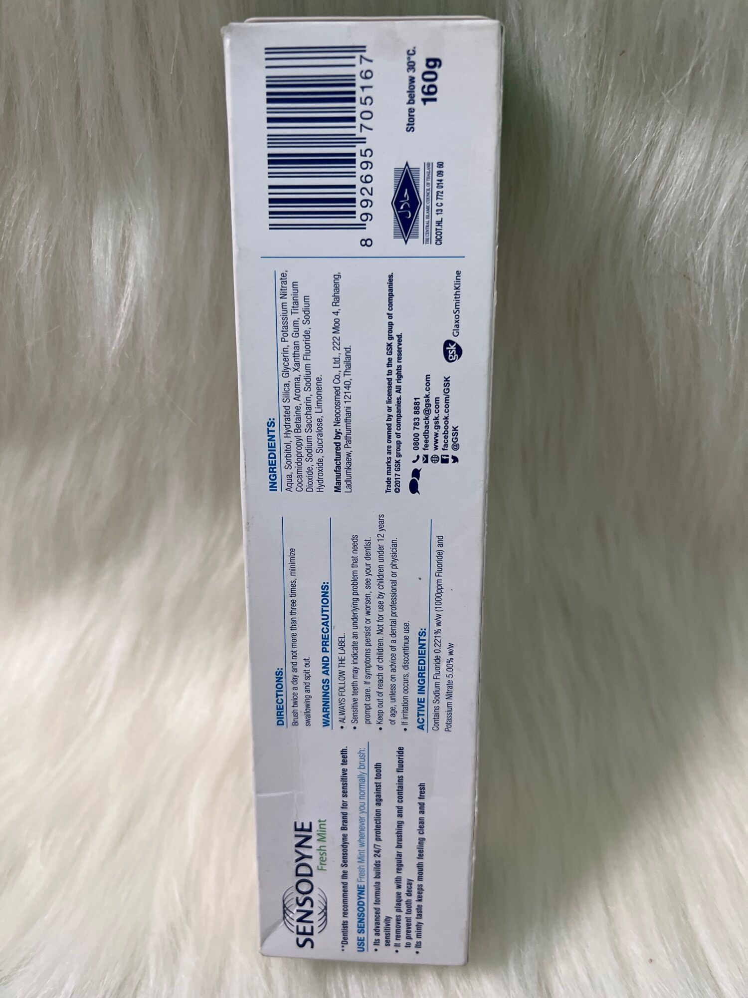 Kem đánh răng Sensodyne fresh Mint