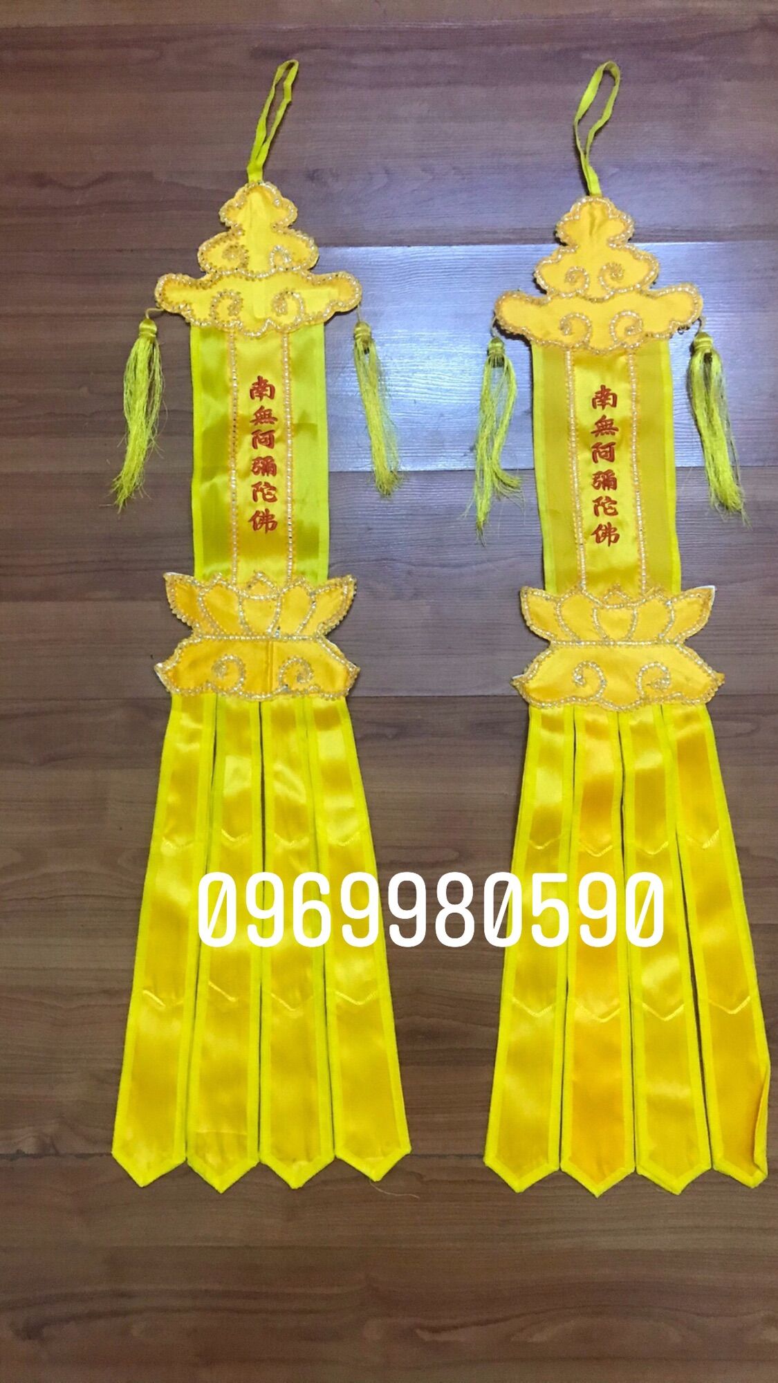 Tràng phan - phướn phật giáo, chất liệu vải satanh