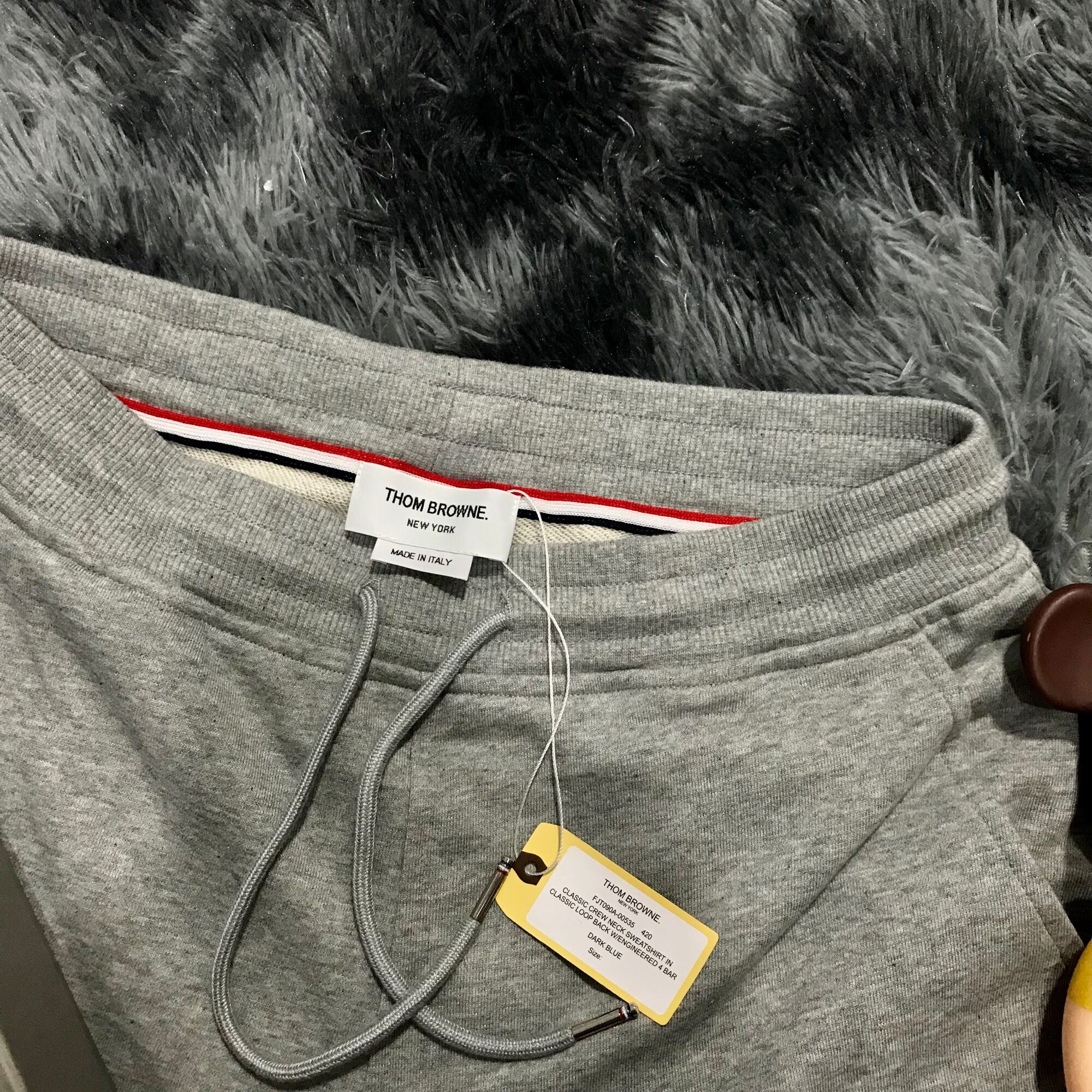 Quần short Thom Brow xám cao cấp