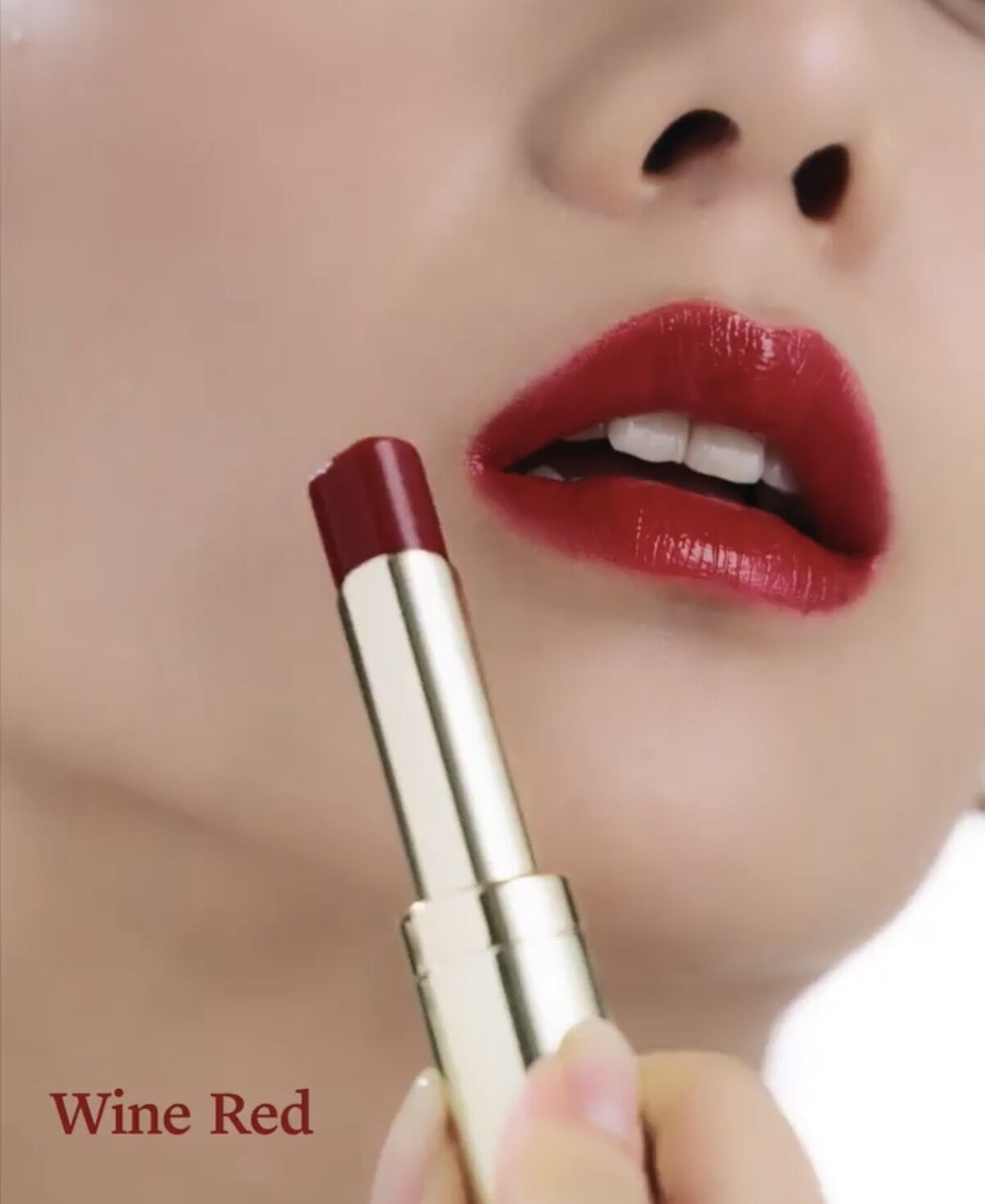 Son dưỡng môi Whoo fullsize màu wine red đỏ vang