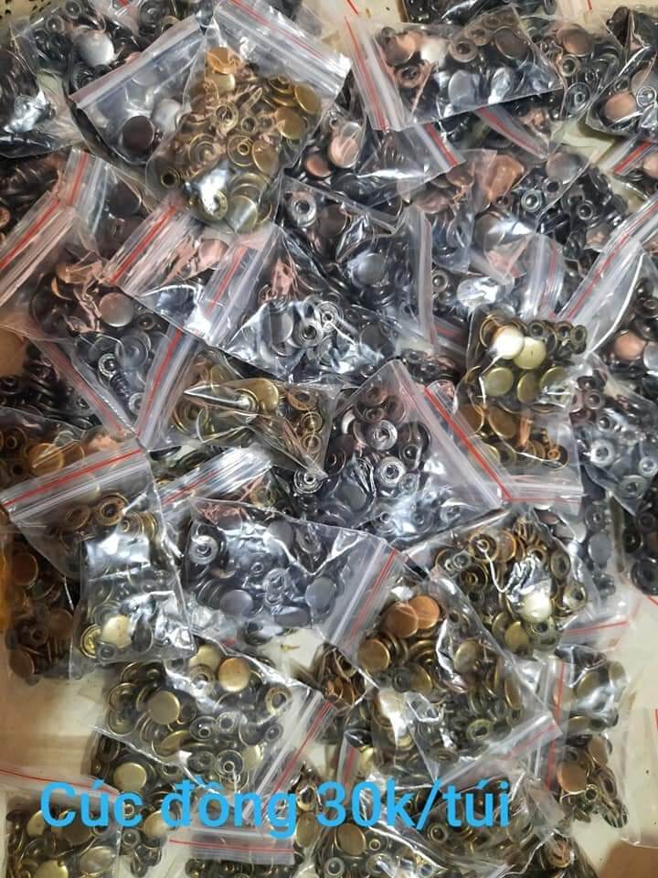 Cúc đồng loại 4 chi tiết