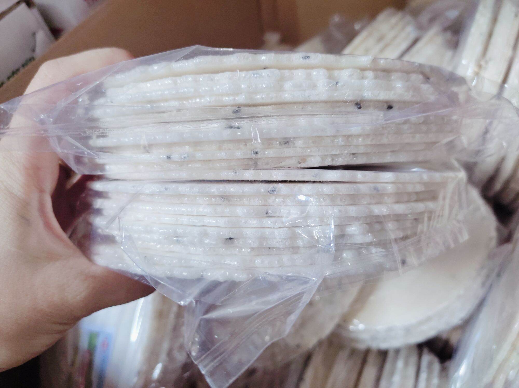 Bánh phồng nếp sữa nước cốt dừa Long Thành