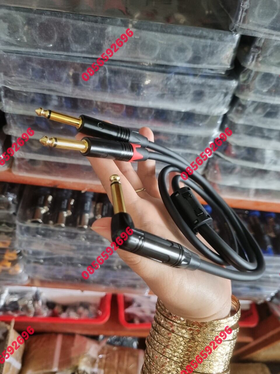 Dây tín hiệu 1 jack 6mm cong - 2 jack 6mm thẳng, độ dài 90cm