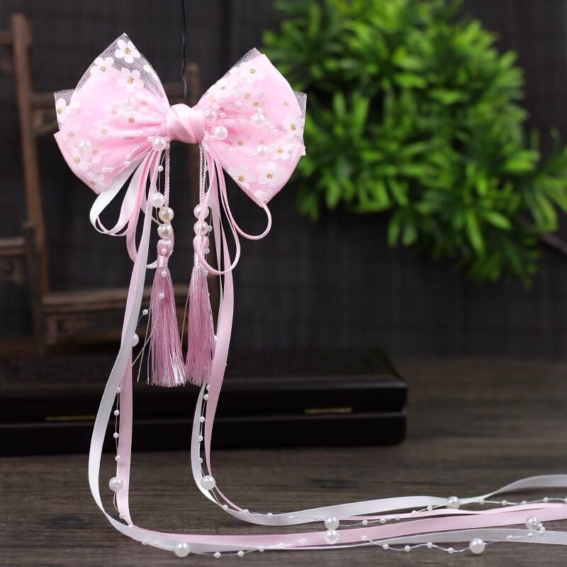 Kẹp nơ cổ trang cách điệu dây hạt trai