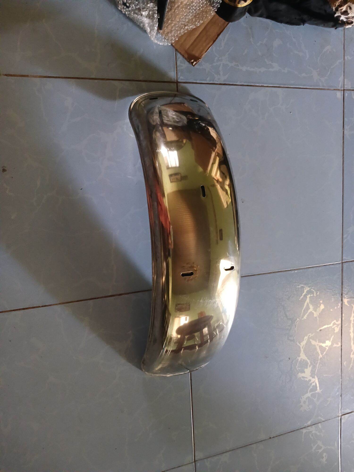 Dè trước phuộc 4 cây xe ba bánh (1 cái)