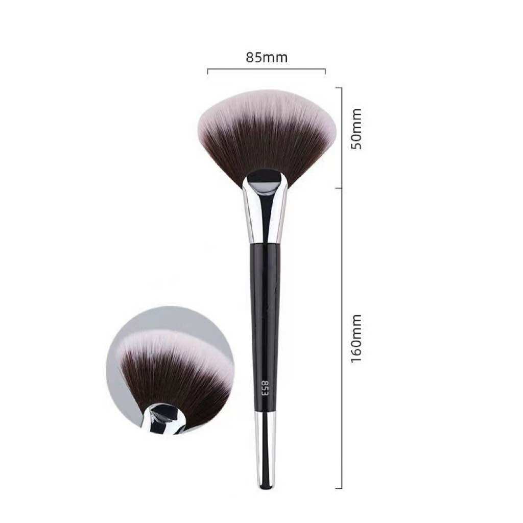 Cọ đa năng tán phấn bắt sáng,tạo khối và phủ phấn hình cánh quạt GUVIET 853