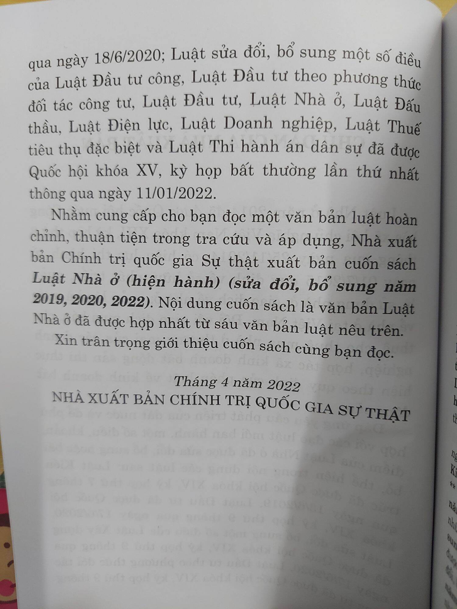 Sách - Luật nhà ở (Hiện hành) (NXB Chính trị quốc gia Sự thật)