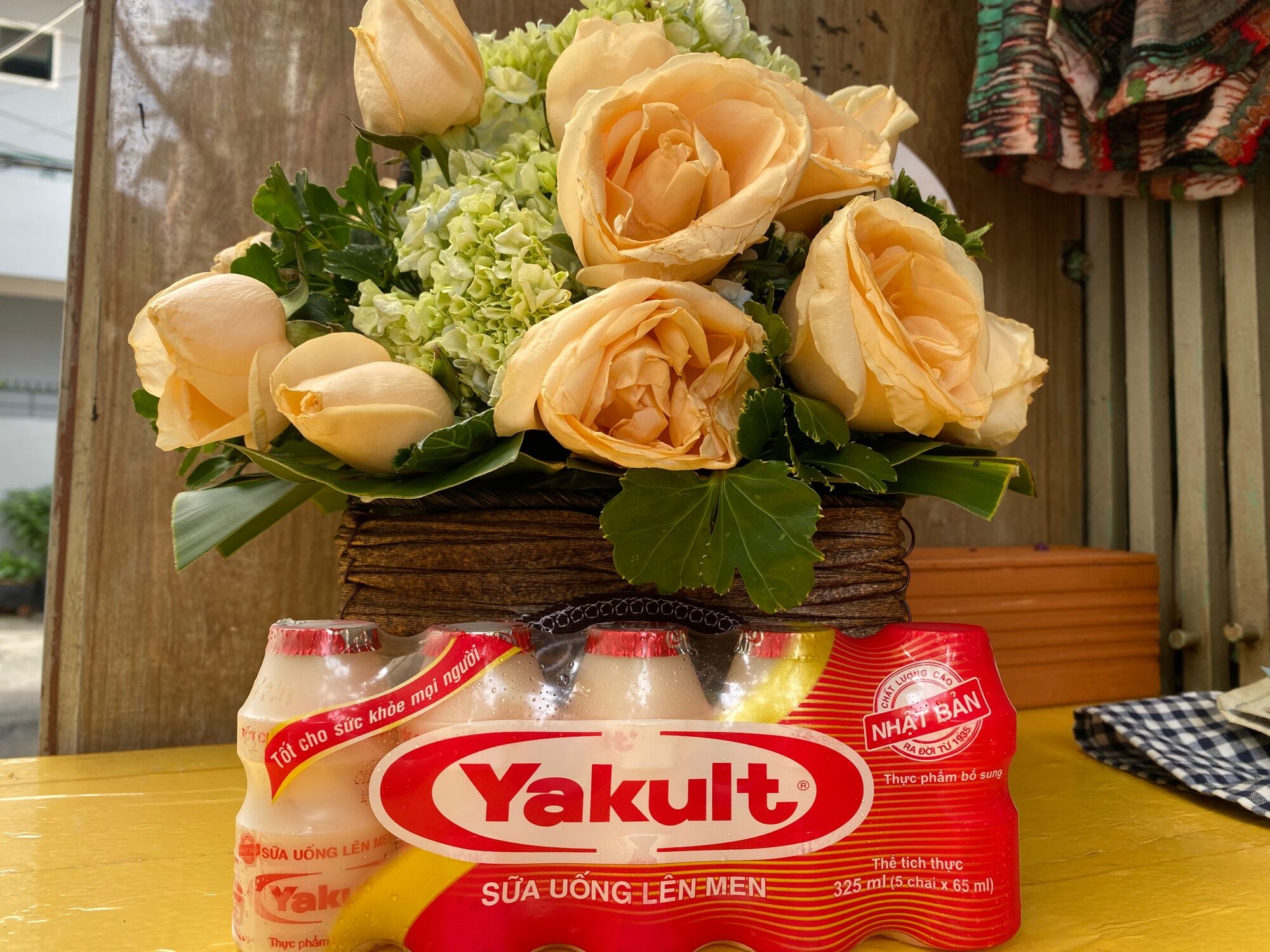 Sữa chua uống lên men YAKULT / 25 chai