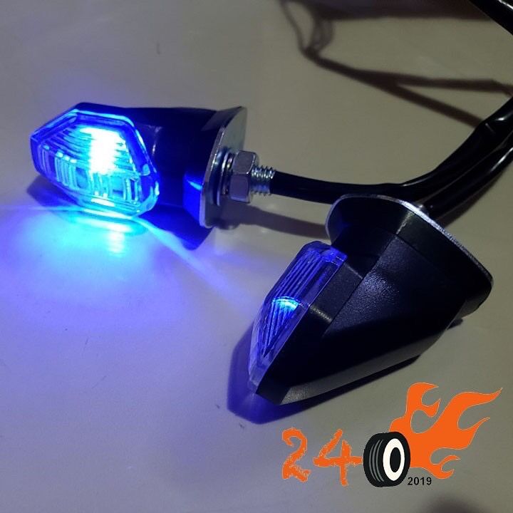 Cặp Xi nhan led cho vario, click, ex, wnner X