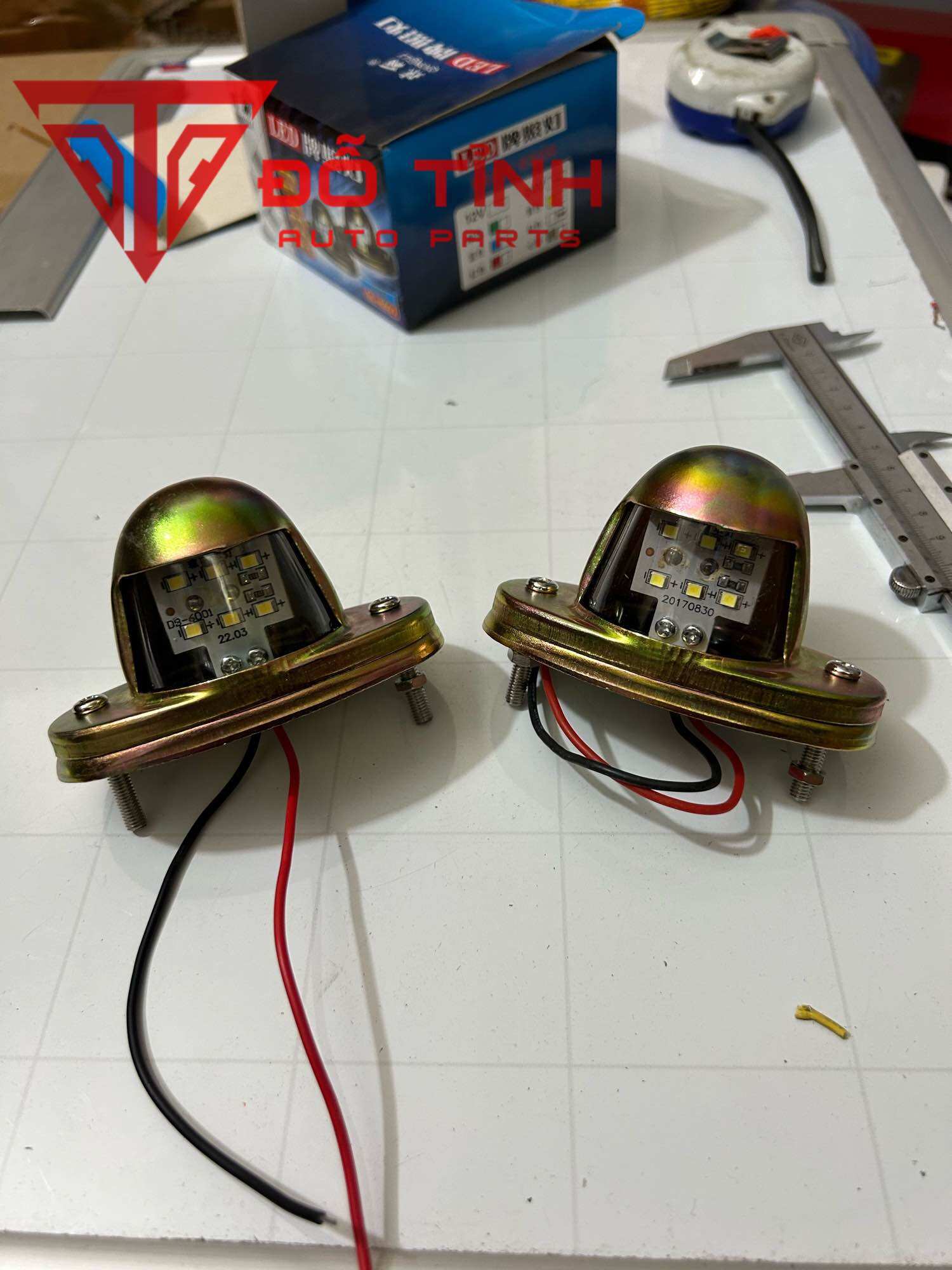 Đèn soi biển số xe tải Led. Đèn soi biển sắt 12/24v