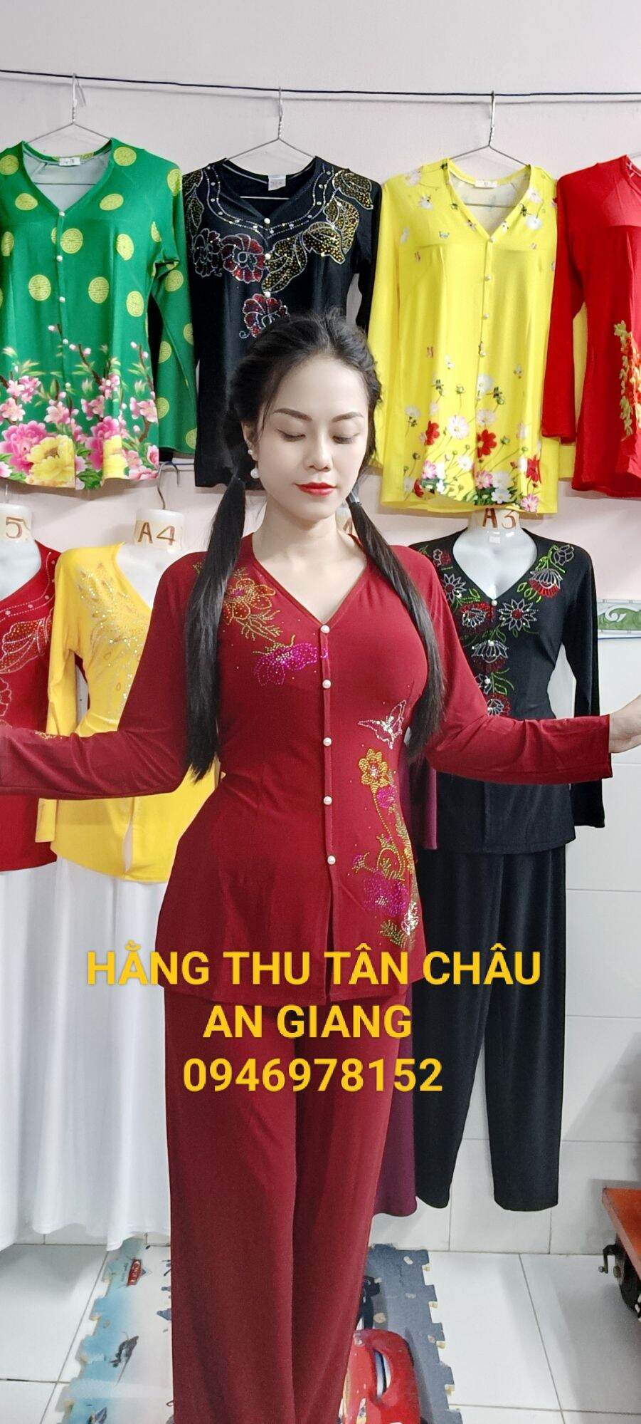 Bộ bà ba đá hoa bướm cùng màu ống rộng