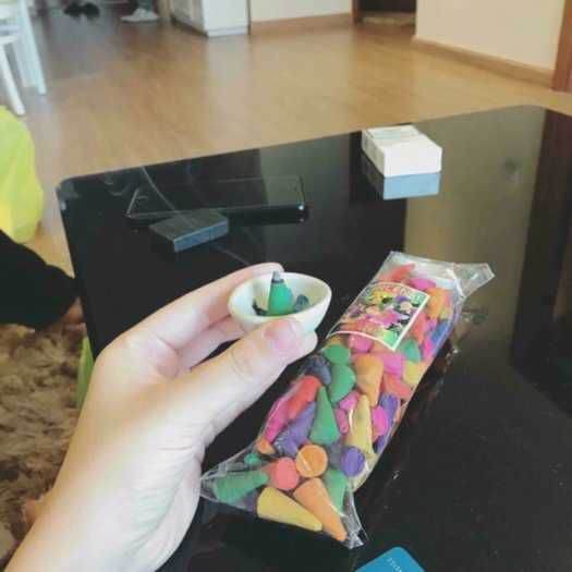 NỤ TRẦM HƯƠNG TẨY UẾ THÁI LAN (1 bịch 100 viên)