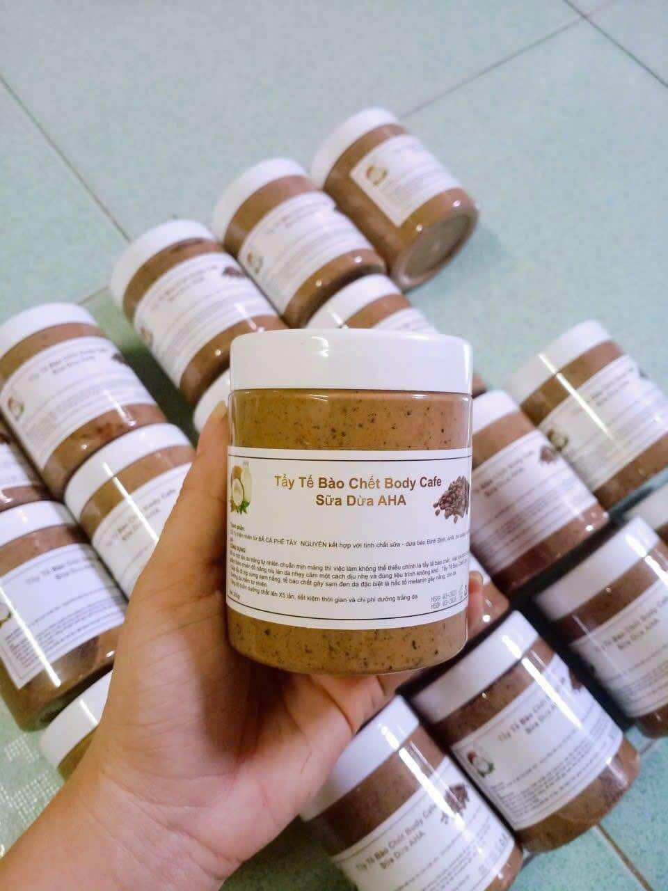 Tẩy tế bào chết cafe sữa dừa aha