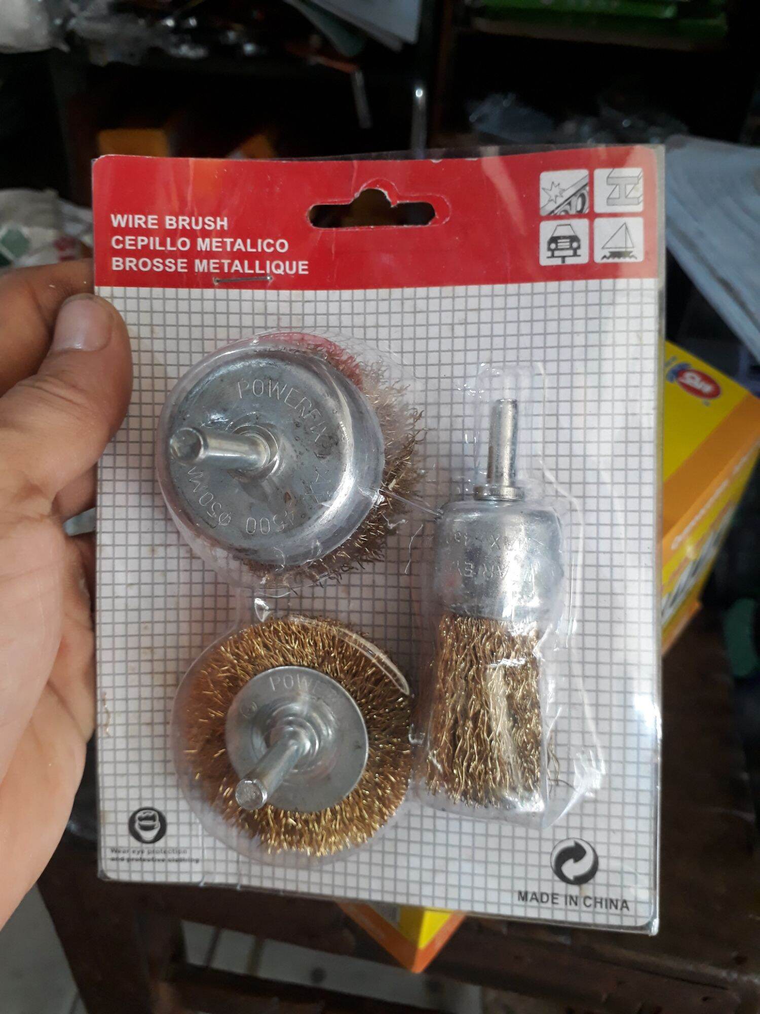 Chổi cước đánh gỉ sét, cán 6mm