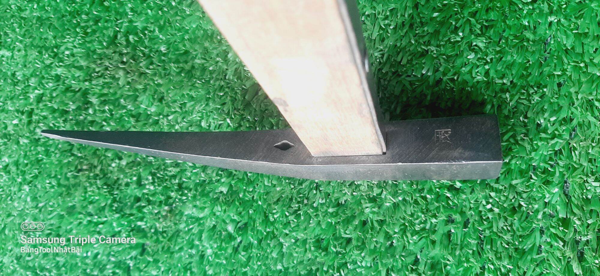 Búa gò đầu nhọn 260g nhật bãi