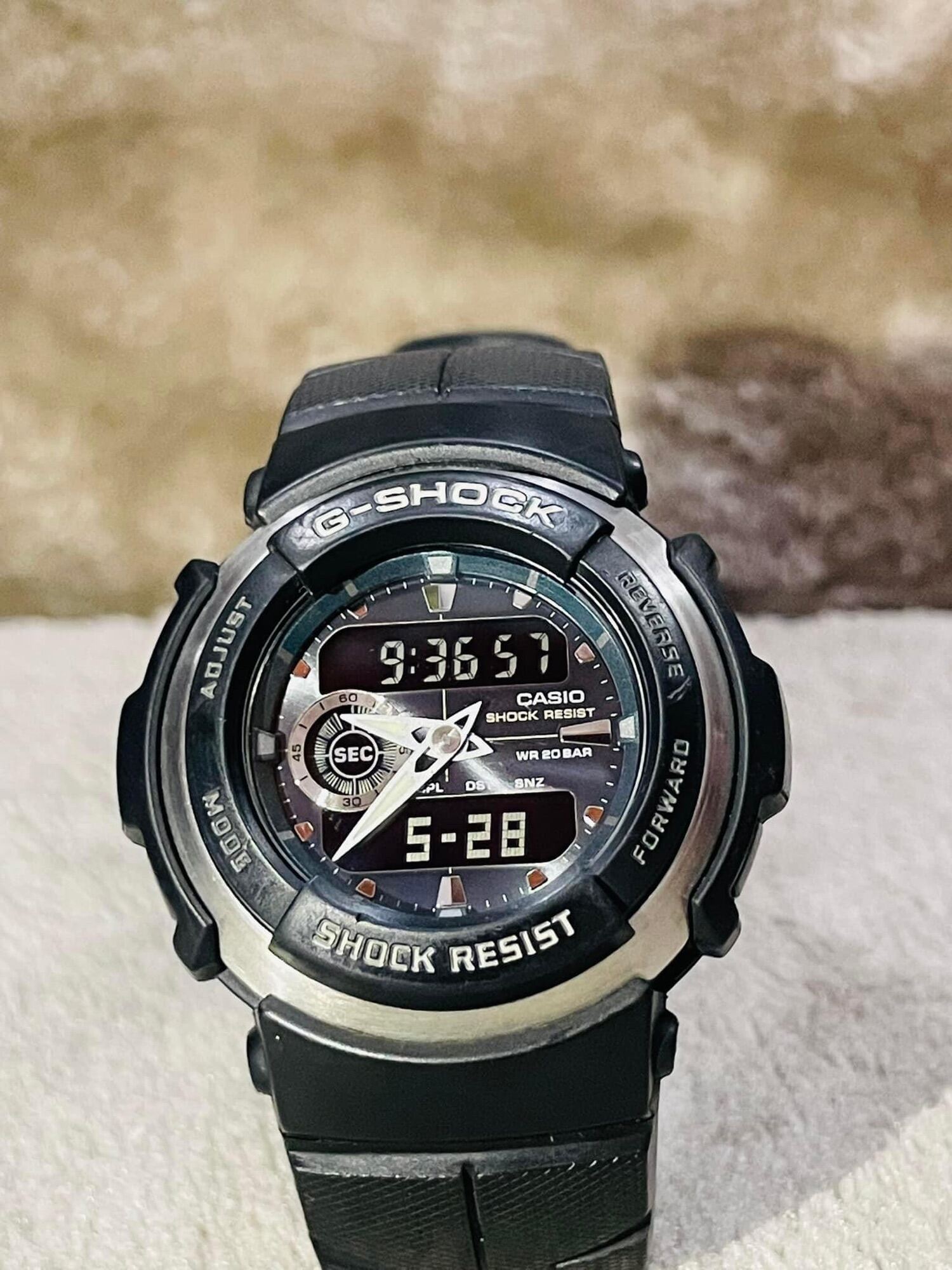 Đồng hồ Casio G Shock G-300, Size 46mm, Chống nước tốt , Độ mới cao 96%
