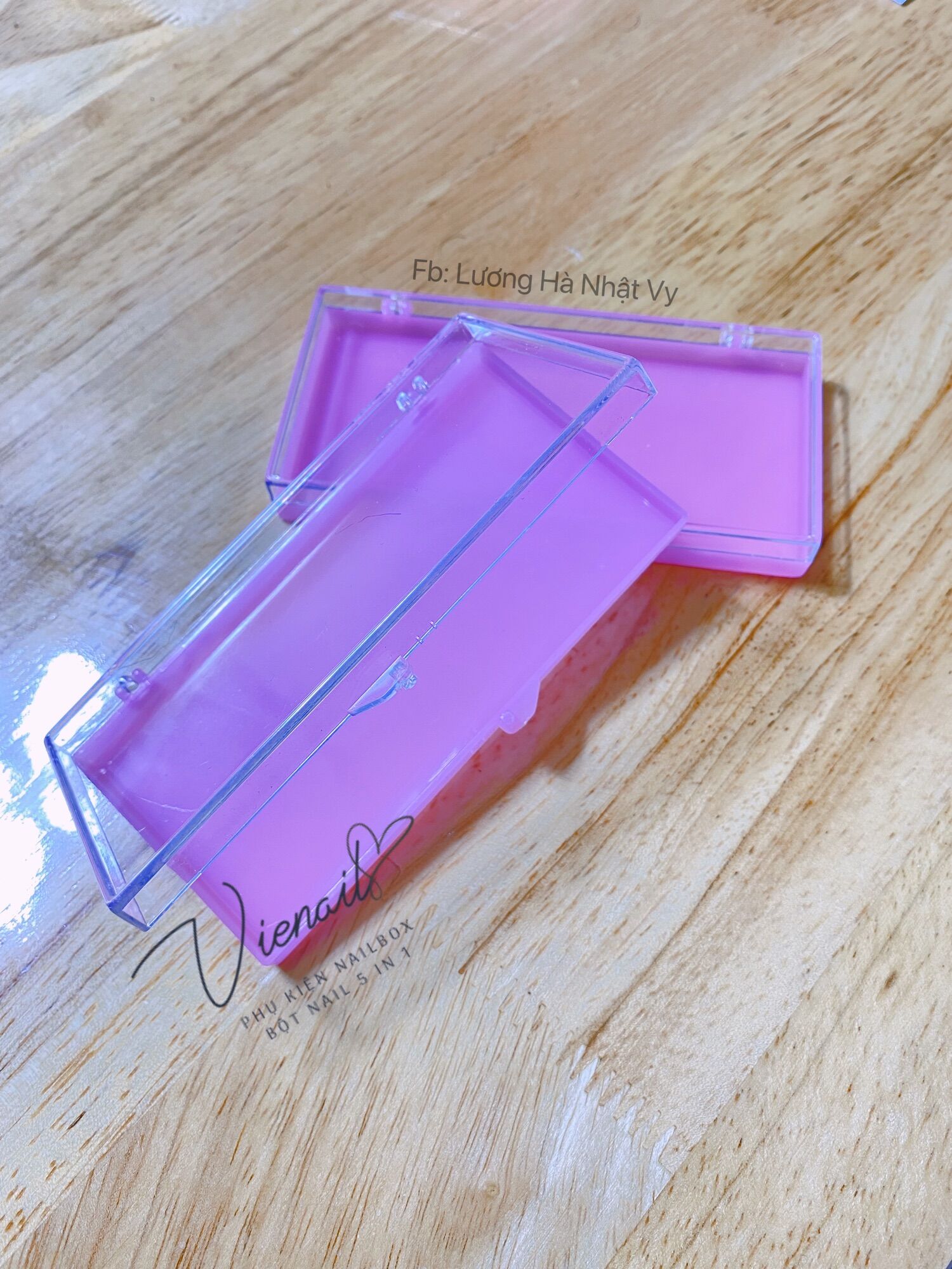 Hộp đựng nailbox, fan mi màu hồng