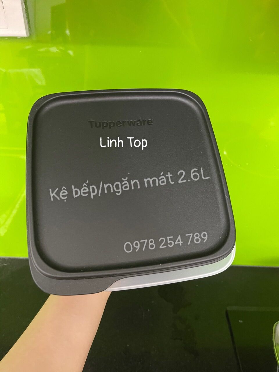 Hộp kệ bếp đen 2.5L Tupperware chính hãng