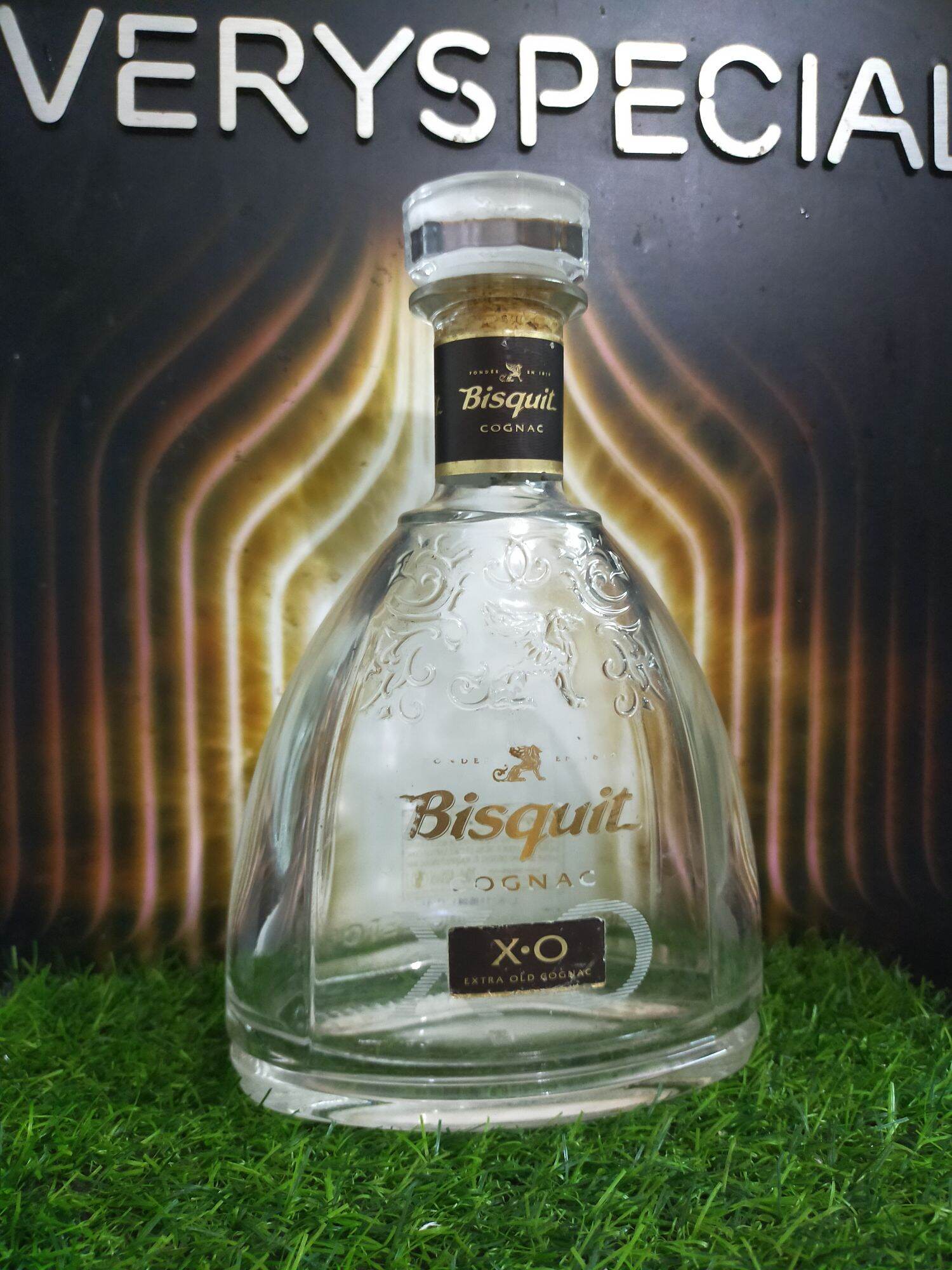 Vỏ chai rươu ngoại Bisquit XO
