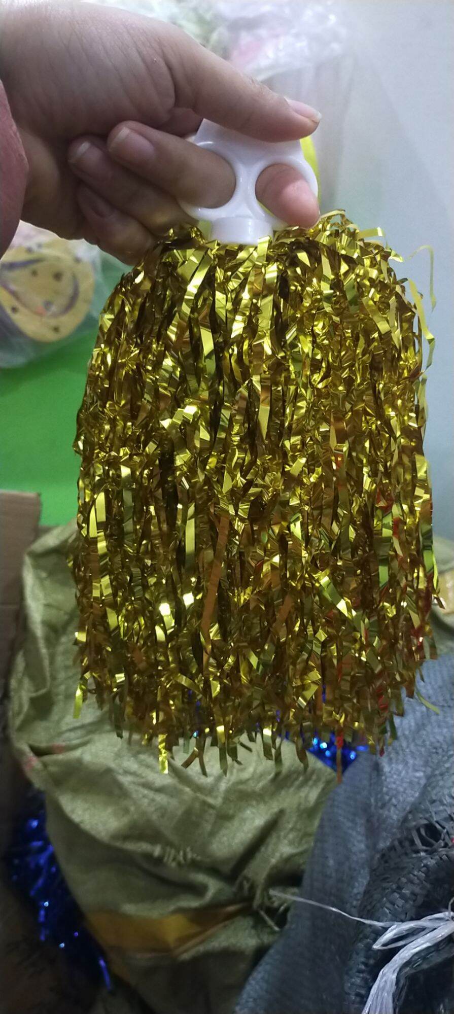 bông múa, tua cổ vũ (1 đôi)