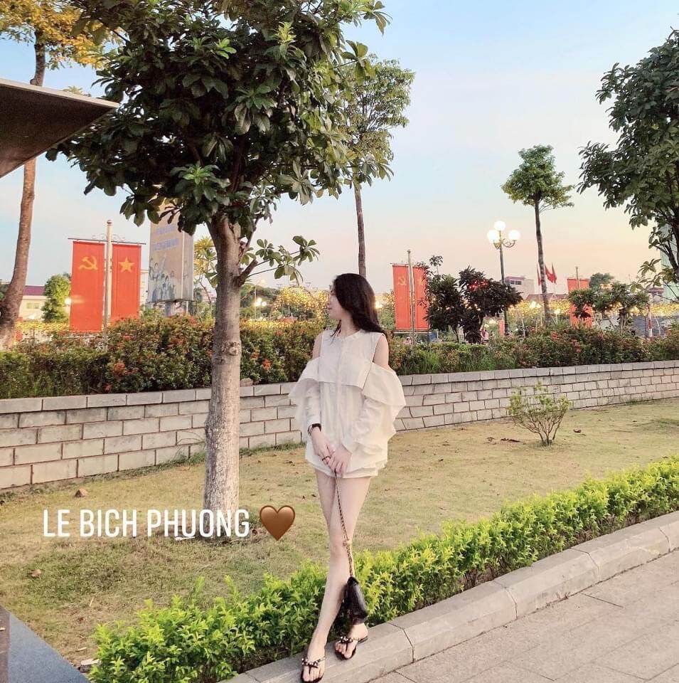 Áo khoét vai kiểu mới dưới 55kg