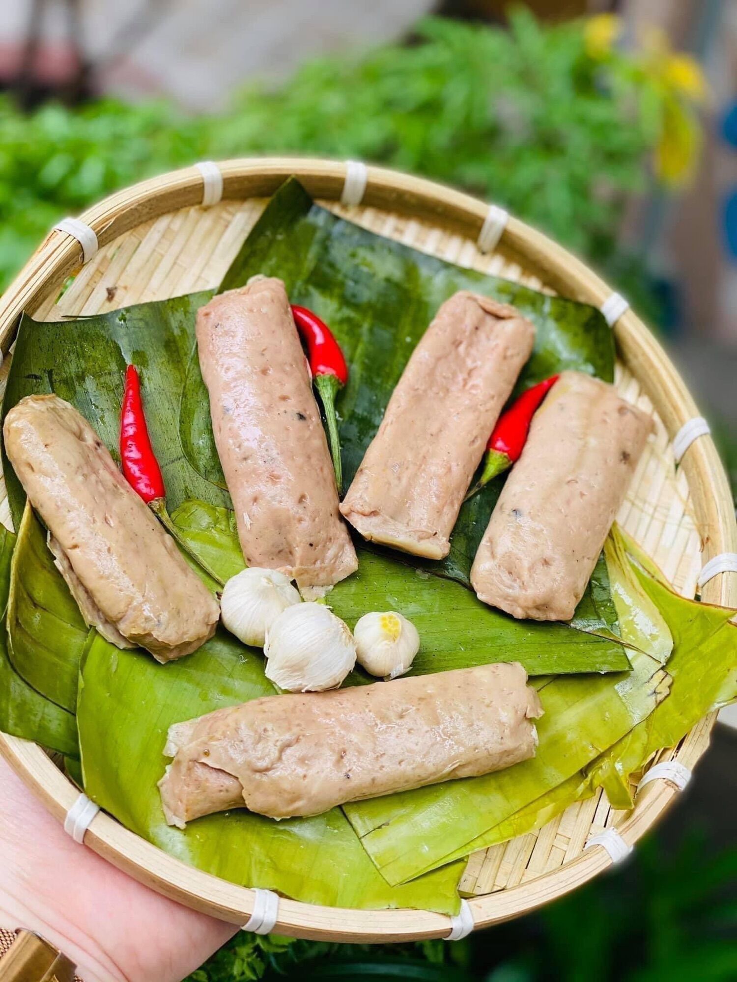 Chả bò Huế gói lá chuối set 10 cái